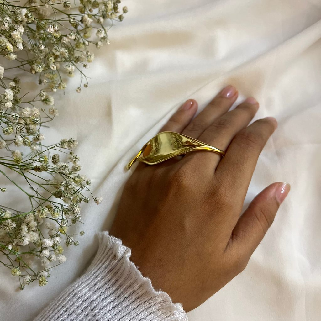 GOLD LEAF RING