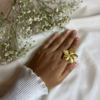 STAR RING