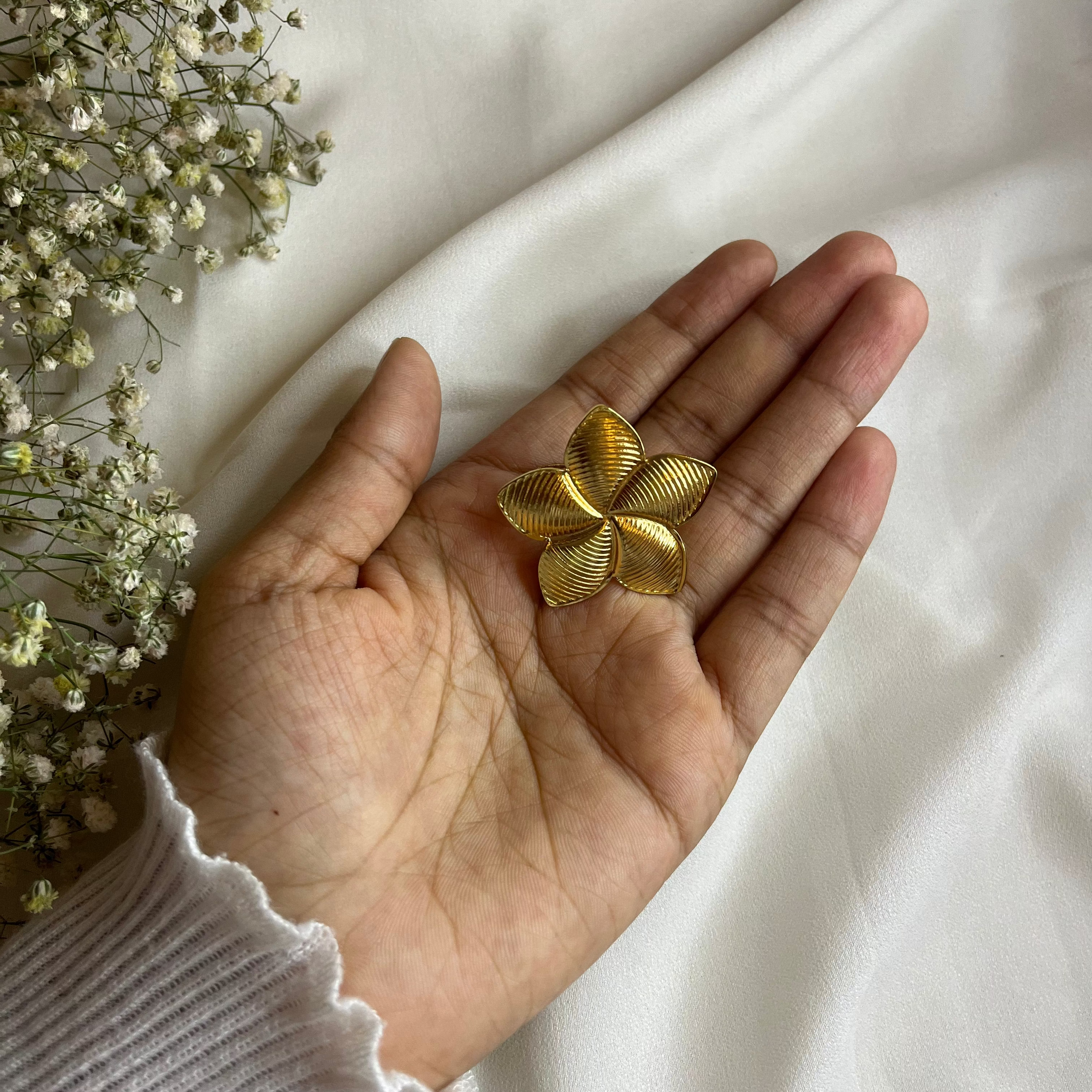 STAR RING